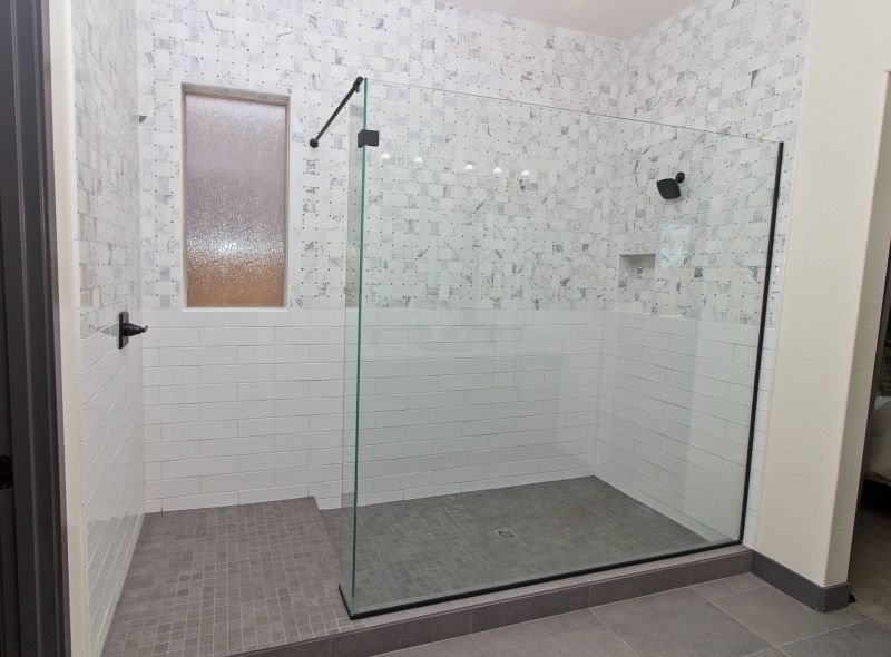 Corner Shower with Niches